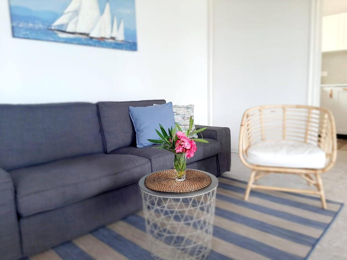 Apartment Riko - Accomodation "With" The Adriatic Sea Kampor Eksteriør billede